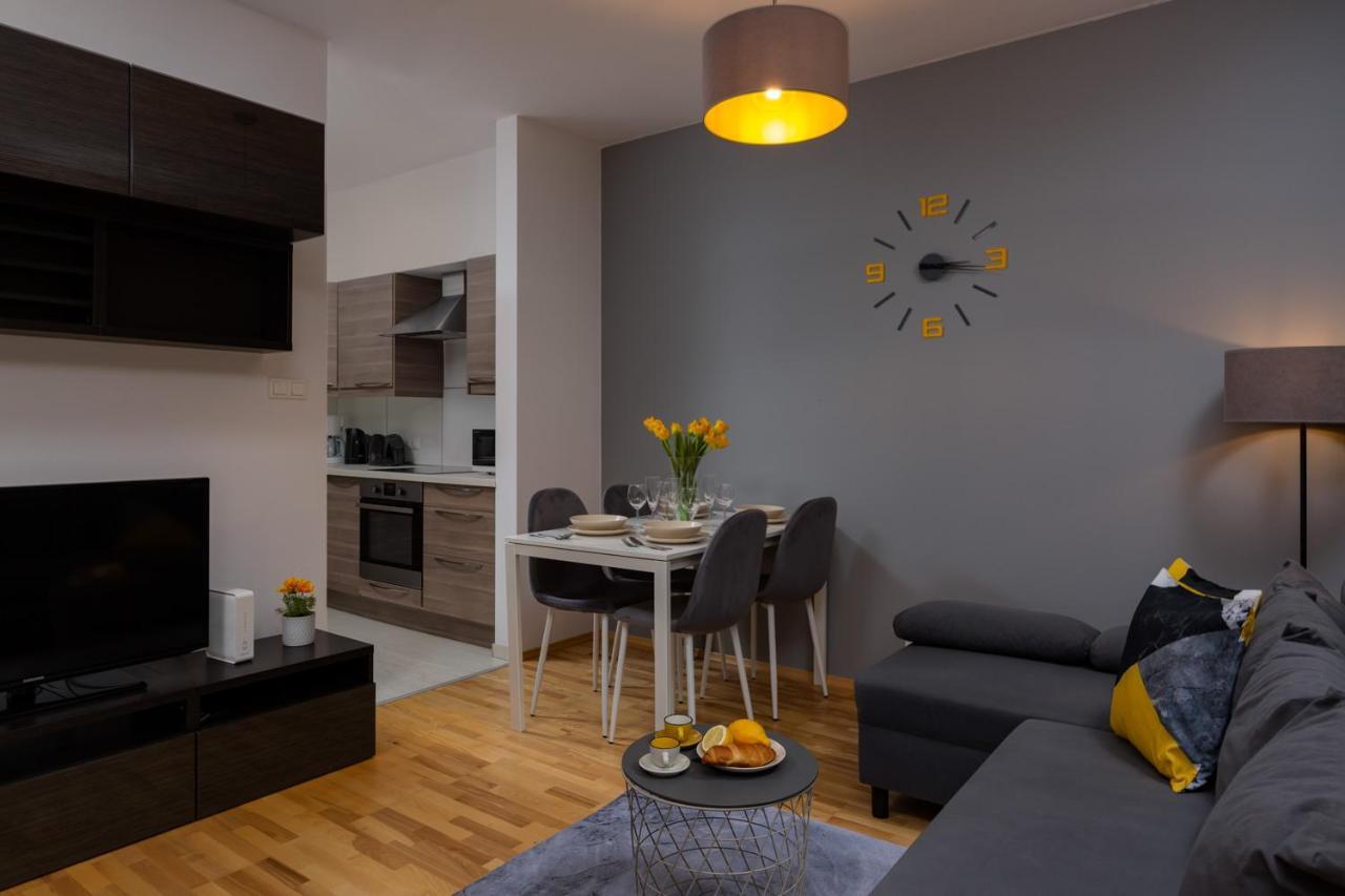 Kolejowa Apartments Warsaw By Noclegi Renters Eksteriør billede