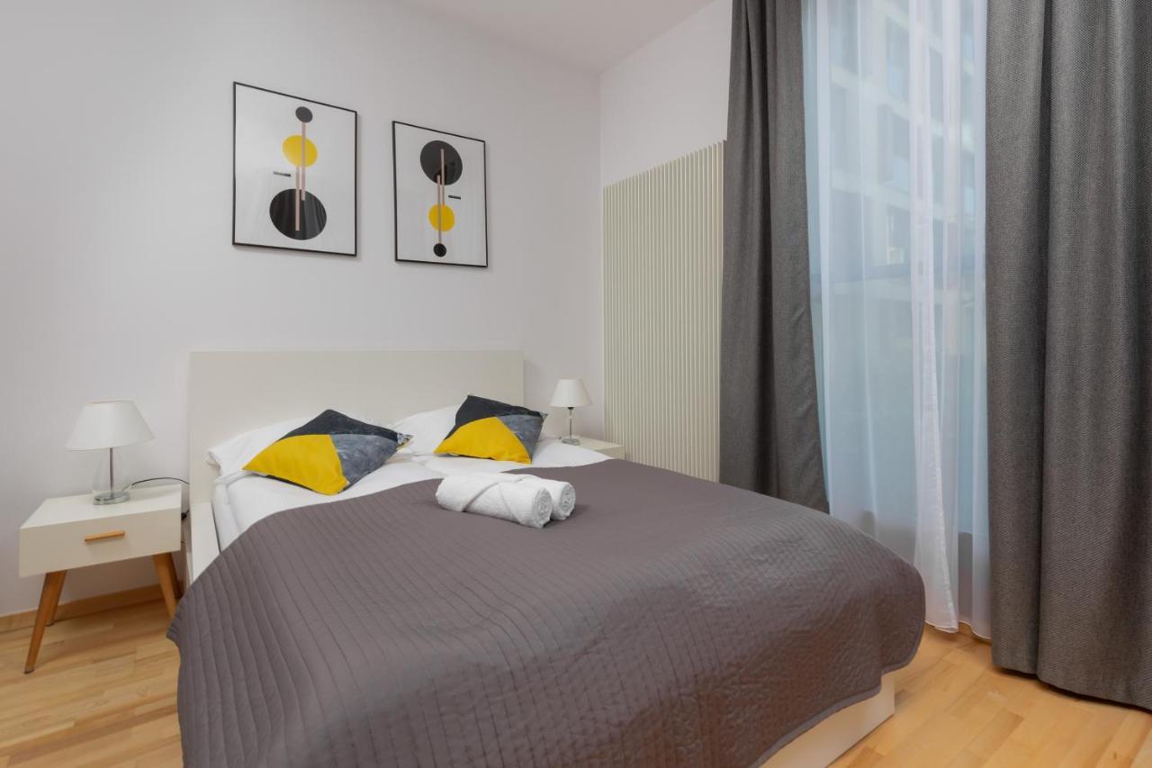 Kolejowa Apartments Warsaw By Noclegi Renters Eksteriør billede